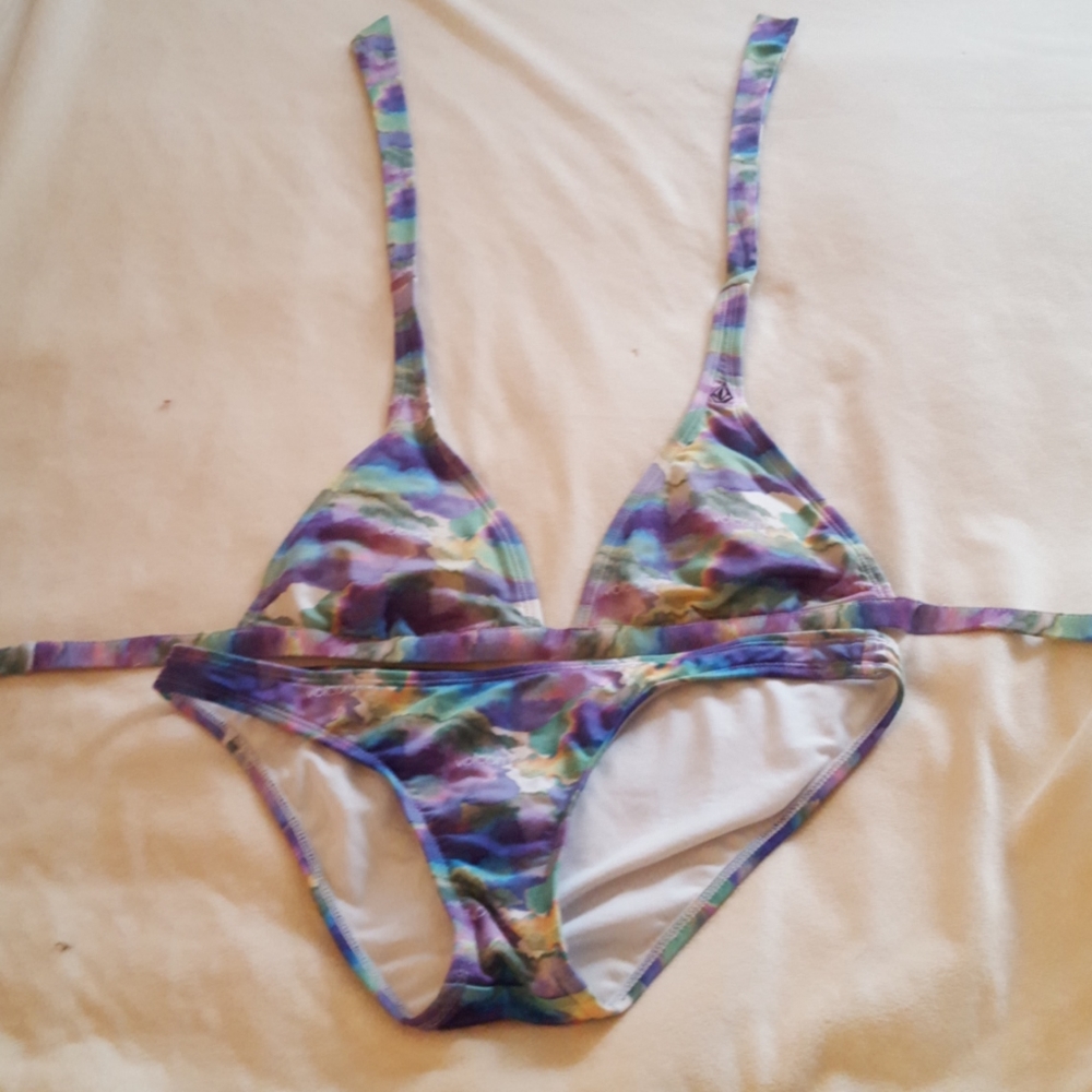 "Volcom" Bathing Suit ~Buy 1,Get 1 Free!